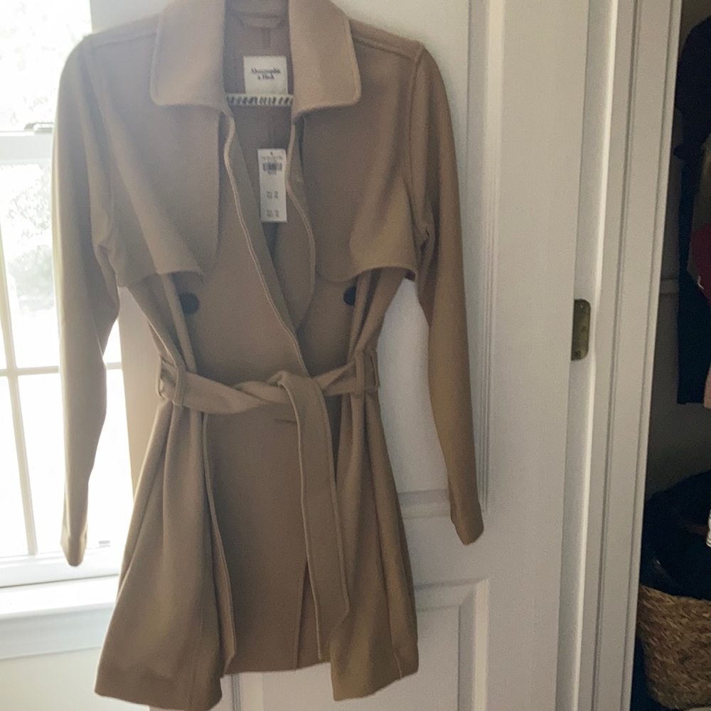 Abercrombie & Fitch Trench